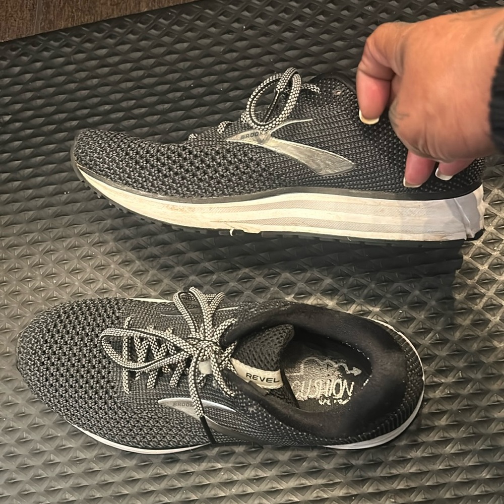 7.5 Brooks